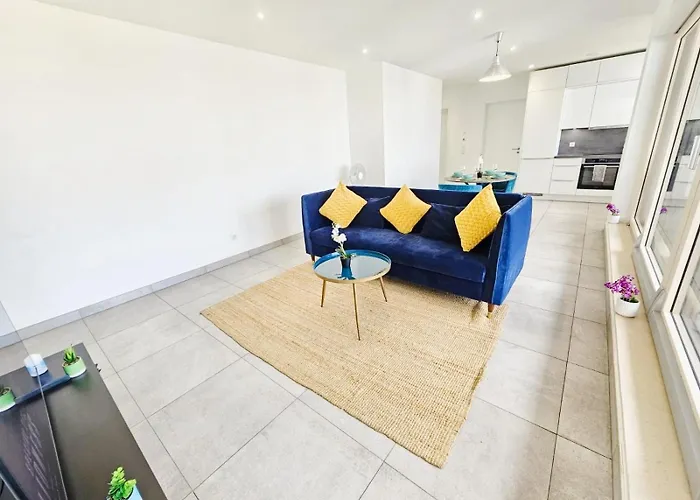 公寓 Convenience&comfort 1br Flat With Terrace&free Parking *