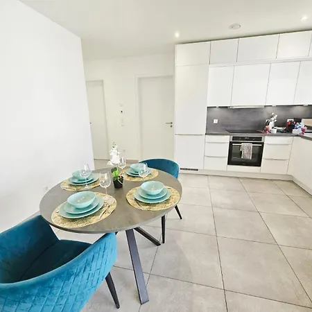 Lejlighed Convenience&comfort 1br Flat With Terrace&free Parking Luxembourg By